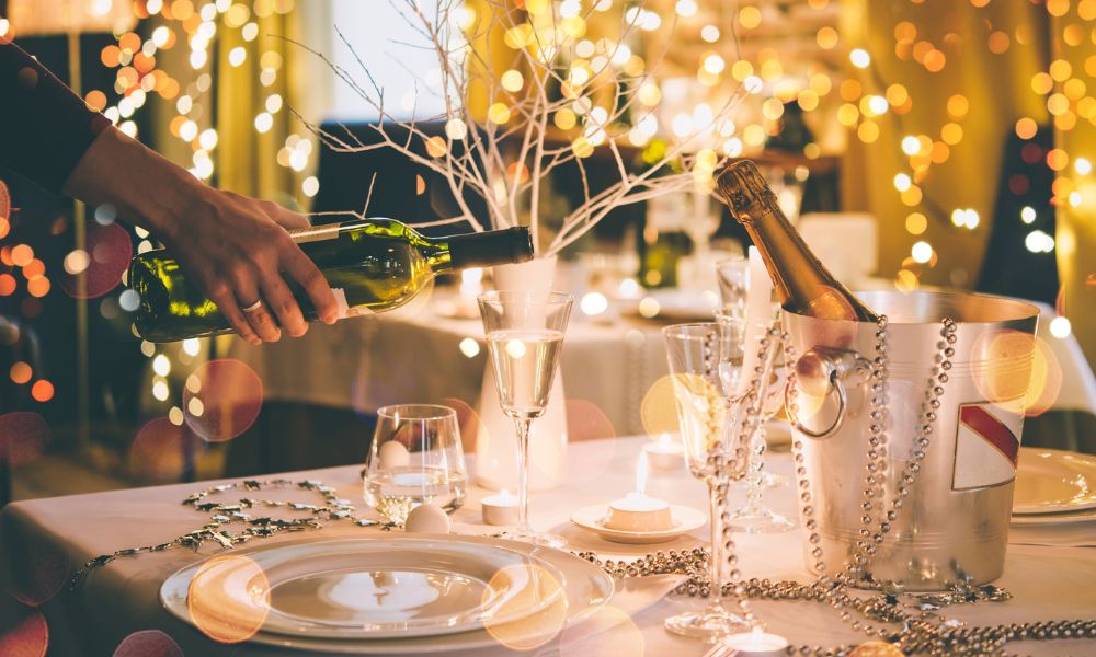 festive table setting