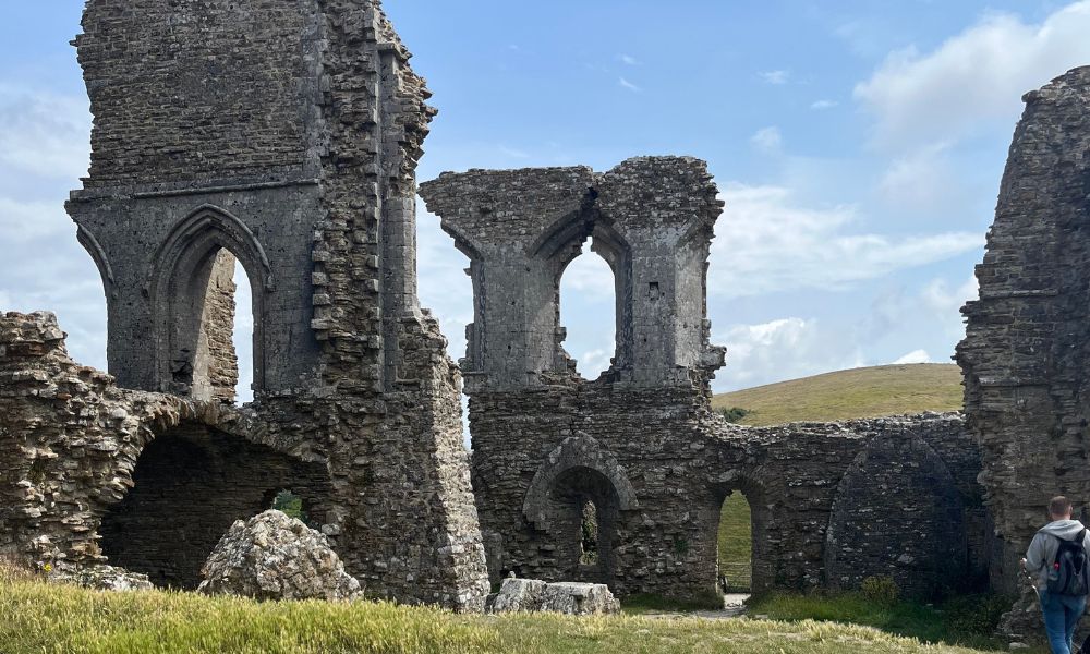 Corfe Castle tower ruins